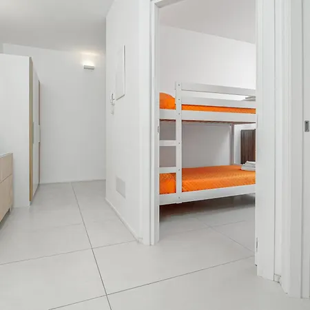 Cormorani - 13 Διαμέρισμα *